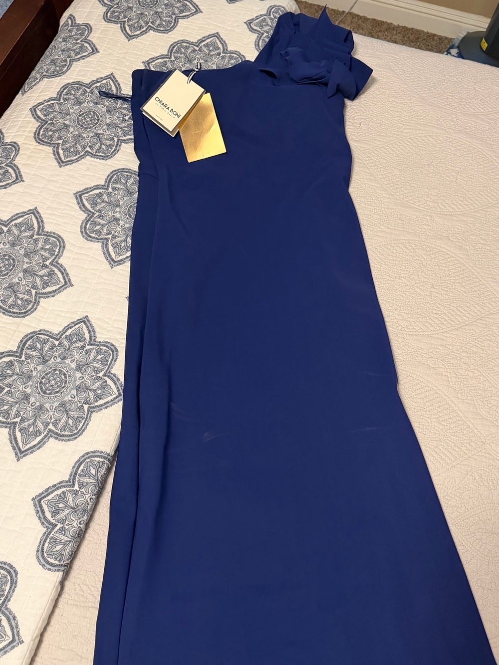 Elegant Royal Blue One-Shoulder Evening Dress